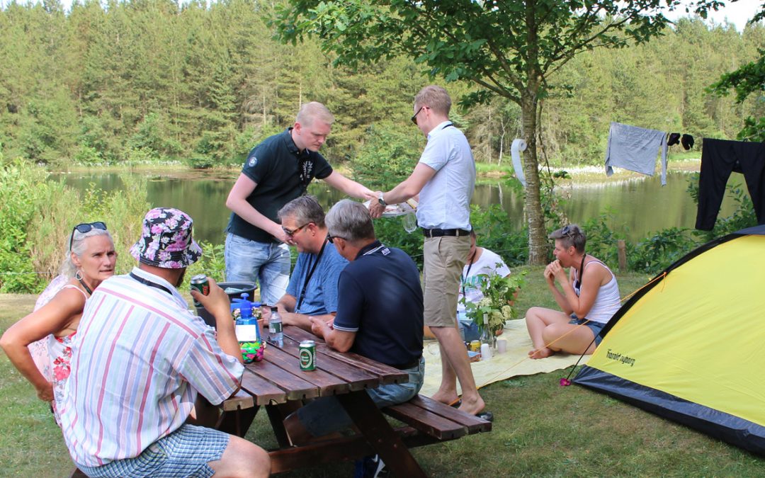 Vælg selv dine gæster