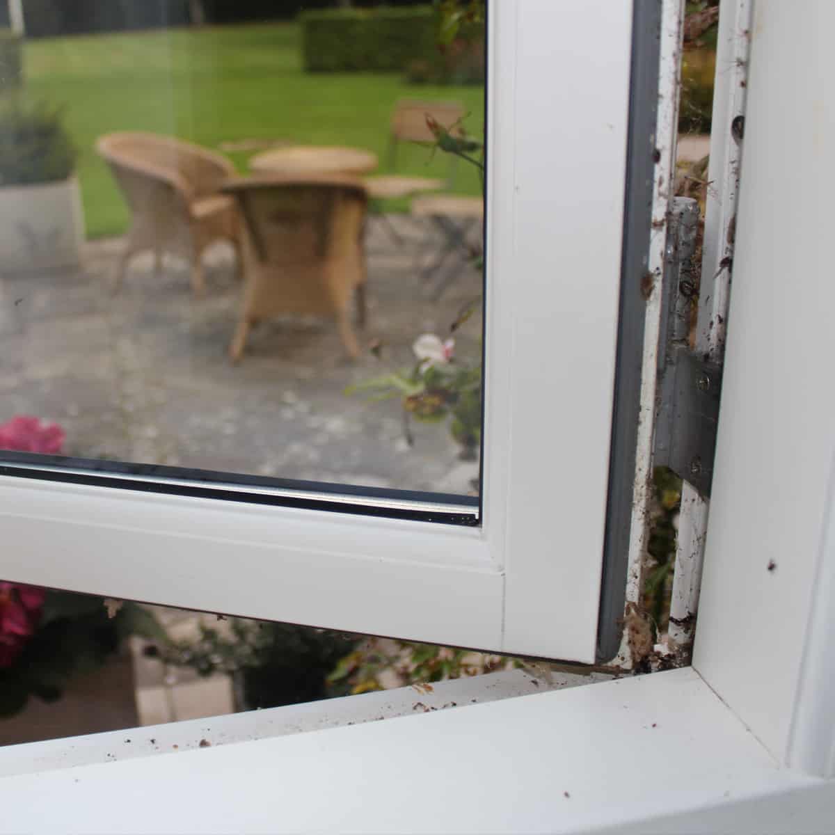 Snavsede vinduer koster på varmeregningen